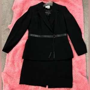 Women’s Le Suit skirt set - Lined